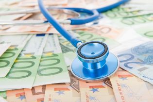 Koszty badań – kogo może obciążyć podmiot leczniczy 